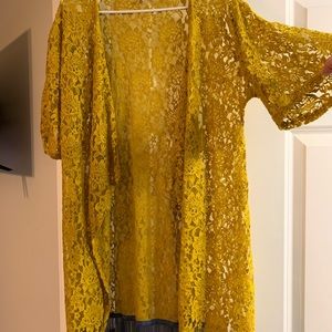 Lularoe Monroe Kimomo Cover Up